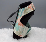 Tan seashells w/rhinestones